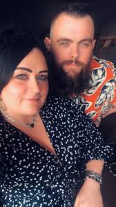 Just chilling out with mum 🥰