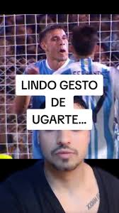 La broma de Ugarte a Messi durante el partido Uruguay-Argentina