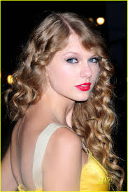 Taylor Swift: Ed Sullivan Sweetheart: Photo 391765
