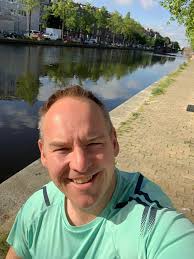 Anyone down to run some vondel