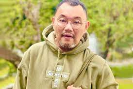 Saya rasa benda itu lebih buat saya gembira. Michael Ang Hairan Sikap Orang Malaysia Tayang Kereta Mewah Tapi Duduk Rumah Sewa