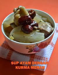 / tomat merah diblender•sosis iris memanjang boleh ganti ayam fillet atau ikan asap•wortel iris memanjang•telur boleh lebih•tahu putih. Amie S Little Kitchen Sup Kurma Merah