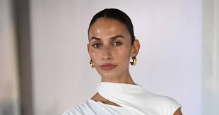 Australian Influencer's Sauna Accident Almost Turns Fatal