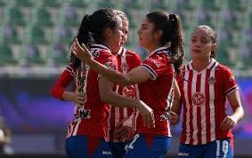 No te pierdas el minuto a minuto del partido entre chivas y tigres, correspondiente a la final de ida del guardianes 2021. Chivas Femenil Remonta Y Vence A Domicilio A Mazatlan El Informador