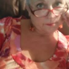 Suzy Baird's Instagram, Twitter & Facebook