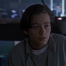 Levi Ackerman และ เอ็ดเวิร์ด เฟอร์ลอง ใน 90s