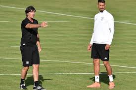 Joachim löw (born 1960), german football coach and current manager of the german national team. Joachim Low Blasts Sandro Wagner S Reaction To His Germany Snub Bavarian Football Works
