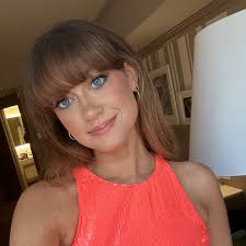 Okay I'm serious. What song are we listening to first tonight