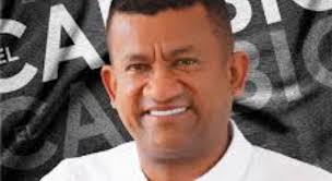 Quién es Luis Alfonso Escobar?