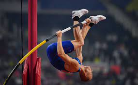 Jul 01, 2021 · la joie du norvégien karsten warholm, après avoir battu le record du monde du 400 m haies en 46.70 sec, lors du meeting de la ligue de diamant, le 1er juillet 2021 à oslo / ntb/afp Dzefefpfefhzem