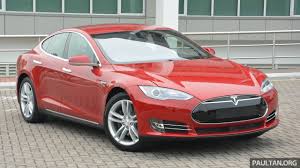Tesla's hiring rounds in singapore have fuelled rumours on its possible entry. Singapore To Relook Rm45k Tesla Model S Co2 Fine Paultan Org