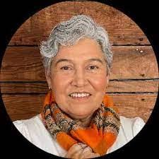 Ruth Dombrowski's Instagram, Twitter & Facebook