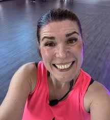 🔥It's sweaty selfie night!!🔥 Another fab session at Marie Weller tonight,  and a real sweaty one too!! Well done you lovely lot!! 😘 Great to see you  all!! ❤️ Let's see your