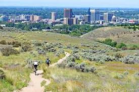 Highway 26, approximately an hour's drive from either twin falls or jackson, wyoming. 12 Best Hiking Trails In Idaho Planetware