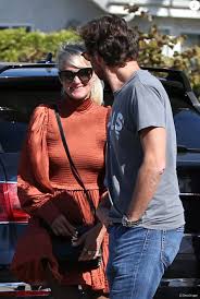 Ces séjours prolongés à paris montrent à quel point le restaurateur a. Epingle Sur Laetitia