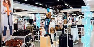 © stéphane perard / fotolia.com. Une Journee Chez Primark Le Temple Du Vetement Bon Marche Capital Fr