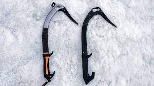 Işlerde kullanılan ağaç saplı demir araç. Dagcilik Tirmanis Buz Kazmasi Nedir Ve Nasil Secilir