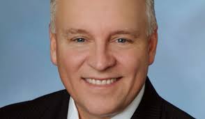 David Danforth, director general de PACCAR Parts, anuncia su retiro