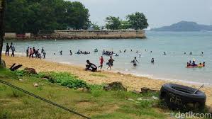 Desa sijantung, kecamatan galang, kota batam, kepulauan riau. Pantai Cantik Di Batam Lokasinya Bekas Resor Mewah