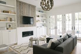 Better homes and gardens is the place to go for decorating ideas, inspiration and information. How To Decorate A Living Room 11 Designer Tips Houzz