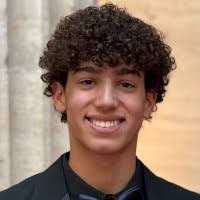 100+ perfiles de «Attlan»