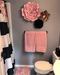 You are wondering how to update your bathroom decor today and keep it. 50 Best Bathroom Decorating Ideas On A Budget Of Life And Lisa Bathroom Decor Themes Restroom Decor Bathroom Decor Apartment