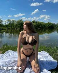 Darilate nude - detailed image from her ultimate leak