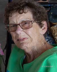 Jane Peltier's Instagram, Twitter & Facebook