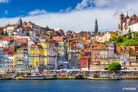 The old town, centered at ribeira, was built on the hills overlooking the douro river, and today is a unesco world heritage. Porto Portugal Old City Skyline On The Douro River Foto Poster Wandbilder Bei Europosters