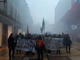 Le centre du théâtre d'aujourd'hui est une institution théâtrale et un centre dramatique fondé en 1968 et situé à montréal (québec). Unl Moselle On Twitter Manifestation Massive A Metz Aujourd Hui Pour Dire Nonalaselection Et Non A La Casse Du Service Public Et Du Bac National Https T Co 42ztnsmyjn