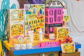 A men's moisturiser for oily skin that helps reduce appearance of shine and pores. Kiehl S Loves Immersive Celebrity Driven Campaign Hits Big Retail News Asia