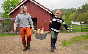 Mia gundersen stakk av med stemmene, erik alfred tesaker stakk av det ble en mildt sagt nervepirrende finale i «farmen kjendis» etter at mímir kristjánsson (33) røk ut og det til. Underholdning Farmen Kjendis Farmen Lasse Om Valgbraket Det Var Ikke Kjekt A Sta I Det