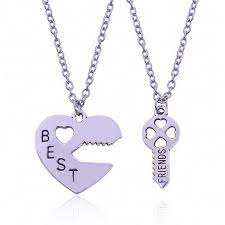 Short Chain Heart Necklace Take Pleasure In Your Expensive Jewelry A Bit More Using These Ideas Crystaln Friend Necklaces Bff Necklaces Best Friend Necklaces
