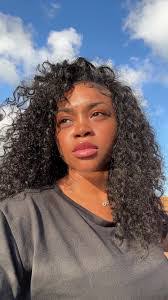 Sierra Dameron's Instagram, Twitter & Facebook