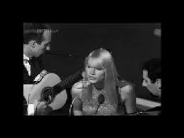 Peter Paul And Mary Blowing In The Wind Music Memories Blowin In The Wind Folk Music