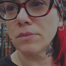 I need a woman with a Dumptruck