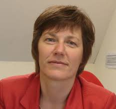 Pascale ROUSSELET, 66 ans (ANGOULEME, CHATEAU THIERRY, PARIS)