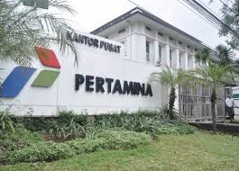 Seperti diketahui, blok mahakam saat ini dikelola oleh pt pertamina (persero) di bawah pertamina hulu mahakam (phm), setelah sebelumnya dikelola oleh total e&p indonesie. Pertamina Hulu Mahakam Teken Kontrak Baru Senilai Rp1 39 Triliun