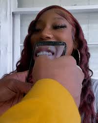 Okay okayyy yeahhhhh, We got another one @itsninacraze switching up the set  with the gems!🫶🏾🫶🏾😝, #toothgems #diamondgrillz #ninacraze  #thecelebritytoothspecialist #icyu #nowthatstv