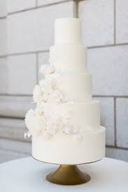 White Sugar Flower Wedding Cake Classic Wedding Cake Timeless Wedding Cake Flour Flour Sugar Flower Wedding Cake Classic Wedding Cake Big Wedding Cakes