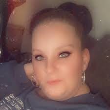 Aimee Goetz's Instagram, Twitter & Facebook