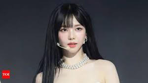 aespas Karina mesmerizes fans with her flawless figure at K-Link festival  | K-pop Movie News - Times of India