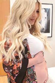 Tori spelling was born on 16 may 1973, in los angeles, california, usa, to aaron and candy spelling. Tori Spelling Schwanger Mit Baby Nummer 6 Jetzt Spricht Sie Klartext Gala De