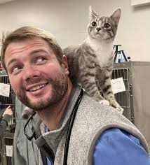 Highly Pathogenic Avian Influenza Meet Nat Geo WILD'S Critter Fixers:  Country Vets Emerald Coast Veterinary Conference In