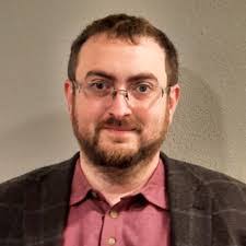 Sari Goldstein's Instagram, Twitter & Facebook