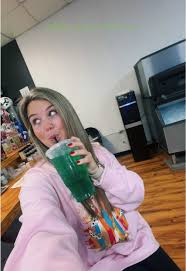 Let’s make a tea!!! 💚💚 #loadedtea #christmasloadedtea #4thandinches  #chelseaal #foryou #fyp @4th & Inches