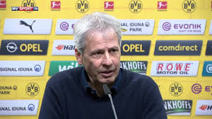Erling braut haaland (né håland, ˈhòːlɑn; Borussia Dortmund Lucien Favre Uber Die Belastbarkeit Von Erling Haaland Fussball News Sky Sport