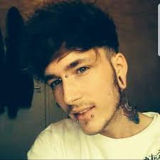 Bensham man gets 32 month's prison for possession of around 40000 thousand  files containing THOUSANDS of indecent images of children and messaging  what he thought was a 13 year old child.