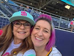 From Don & Mud FB group to friends IRL. 45 ኢን ASE តា