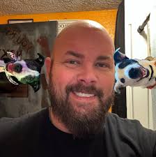 One of the best things about living in Florida is going to toon lagoon at  islands of adventure in universal and seeing these classics in person!